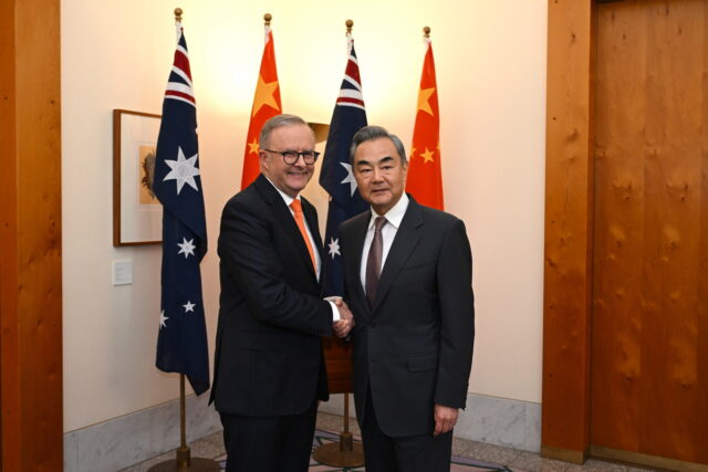 Αυστραλία και Κίνα αποκαθιστούν τις διμερείς τους σχέσεις