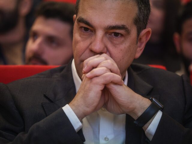 Ανάρτηση του Αλ. Τσίπρα με αιχμές κατά του πρωθυπουργού για το βιβλίο «Ιθάκη»