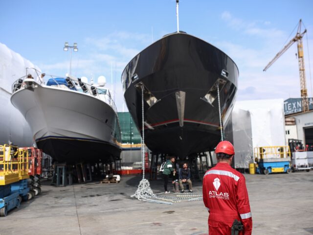 Εργατικό ατύχημα σε ναυπηγείο του Περάματος