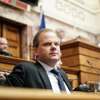 Υπόμνημα Καραμανλή στην Προανακριτική για τα Τέμπη - Αρνείται κάθε αξιόποινη πράξη