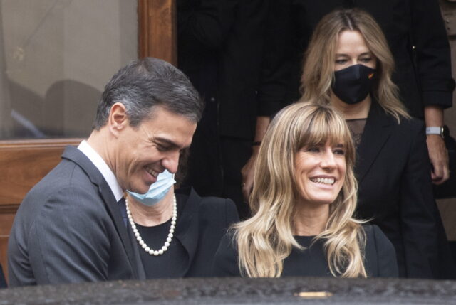 Ισπανία: Την απόρριψη της υπόθεσης διαφθοράς της συζύγου του Σάντσεθ ζητάει η εισαγγελία