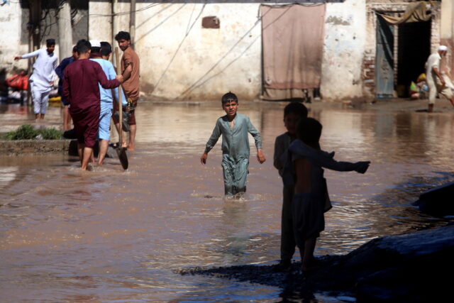 Πακιστάν: Τουλάχιστον 65 νεκροί σε τέσσερις ημέρες από τις πλημμύρες