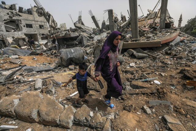 Γάζα: Τουλάχιστον 33.970 Παλαιστίνιοι έχουν σκοτωθεί από τις 7 Οκτωβρίου