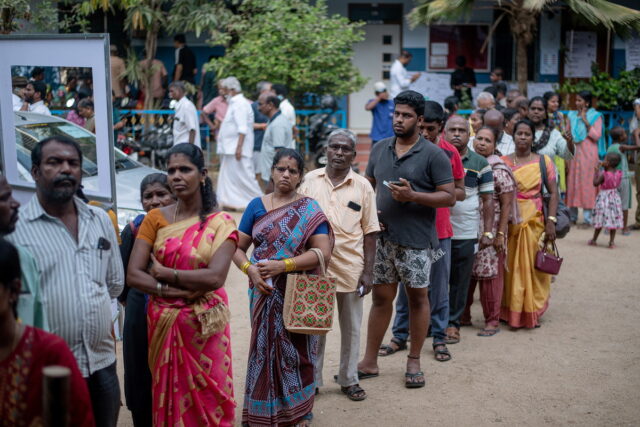 Βουλευτικές εκλογές στην Ινδία: Ξεκίνησε η ψηφοφορία – Θα διαρκέσει ως την 1η Ιουνίου