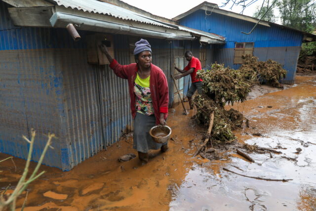Πλημμύρες στην Κένυα: Πάνω από 90 οι αγνοούμενοι – Τουλάχιστον 46 νεκροί