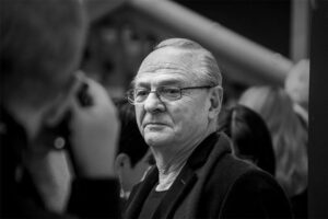 Αντόλφ Σαπίρο: Ο Τσέχωφ προέβλεψε και τον Τσάρλι Τσάπλιν. Εκείνος κλαίει, εμείς γελάμε, εκείνος γελάει, εμείς κλαίμε