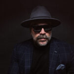 “Dusk till dawn”: Όταν ο Coyot «συνάντησε» την Χάρις Αλεξίου