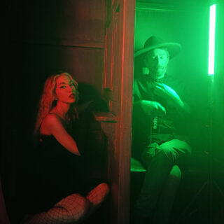 Βρεθήκαμε στο ανατρεπτικό γύρισμα του Monsieur Minimal για το νέο του τραγούδι My Soul is Back