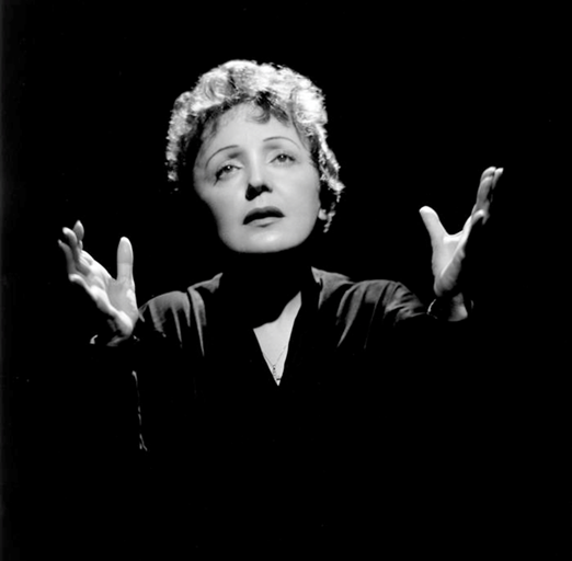 «Piaf! The Show»: Η ζωή της Έντιθ Πιαφ στο Θέατρο Λυκαβηττού
