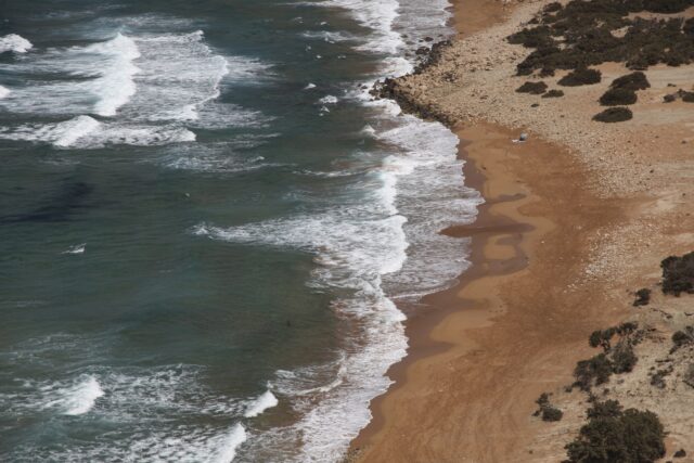 Αυτές είναι οι 198 «απάτητες παραλίες»
