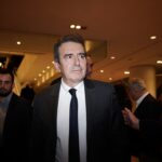 Χρυσοχοΐδης για γυναικοκτονία: «Είμαι συντετριμμένος» – Τι είπε για το φιάσκο της ΕΛΑΣ