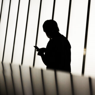 «Εξαιτίας του stalking έχασα την προσωπικότητά μου»