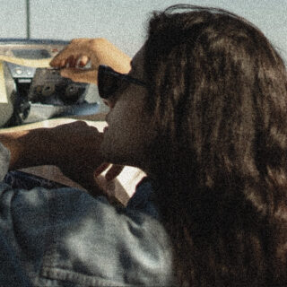 Η Μαρίνα Σπανού έφερε τον Απρίλη με ένα «Ταξίδι» κι ένα βάλσαμο για την καρδιά