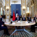 Συνάντηση Μακρόν – Σι Τζινπίνγκ: Μήνυμα υπέρ «ισότιμων κανόνων» και «στρατηγικού συντονισμού» στο εμπόριο μεταξύ ΕΕ και Κίνας