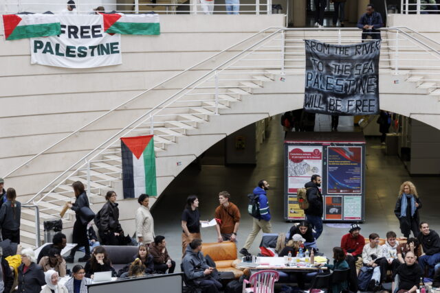 Πόλεμος στη Γάζα: Εξαπλώνονται στην Ευρώπη οι κινητοποιήσεις των φοιτητών υπέρ των Παλαιστινίων