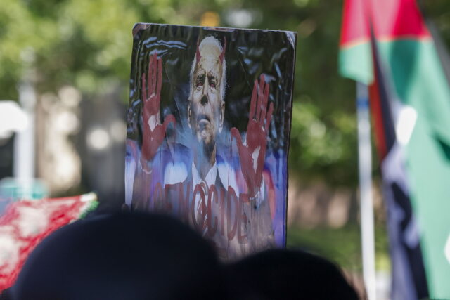 Στο πανεπιστήμιο του Μάρτιν Λούθερ Κινγκ ο Μπάιντεν υπόσχεται να ακούσει τους φιλοπαλαιστίνιους διαδηλωτές