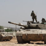 Ο στρατός του Ισραήλ ετοιμάζεται για χερσαία εισβολή στον Λίβανο