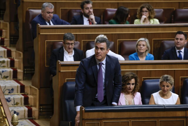 Ισπανία: Το Κοινοβούλιο ενέκρινε τον νόμο για την αμνηστία των Καταλανών αυτονομιστών