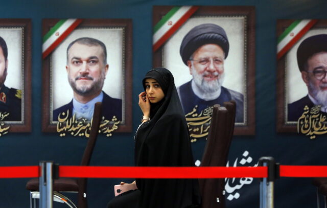 Ιράν: Ξεκίνησε η κατάθεση υποψηφιοτήτων για τις πρόωρες προεδρικές εκλογές