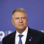 ΝΑΤΟ: Αποσύρει την υποψηφιότητά του ο πρόεδρος της Ρουμανίας