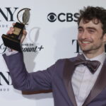 Η Αντζελίνα Τζολί και ο Ντάνιελ Ράντκλιφ κέρδισαν τα πρώτα τους βραβεία Tony