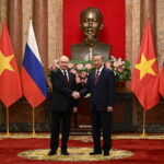 Μετά τη Βόρεια Κορέα, ο Βλαντιμίρ Πούτιν επισκέπτεται το Βιετνάμ