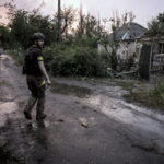 Ουκρανία: Ένα 16χρονο κορίτσι νεκρό και 3 τραυματίες σε ρωσικό βομβαρδισμό στη Νικόπολη