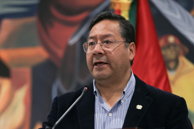 Βολιβία: Ο πρόεδρος Άρσε αρνείται οποιαδήποτε εμπλοκή στην απόπειρα πραξικοπήματος