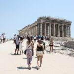 Κλείνει το μεσημέρι η Ακρόπολη λόγω καύσωνα