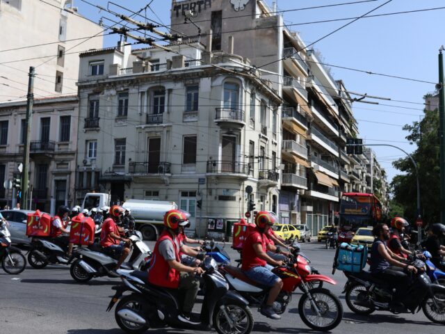 Ελλιπής προστασία για τους διανομείς από τον καύσωνα: Ένα πείραμα στην Παραγουάη διεκδικεί την ασφάλειά τους