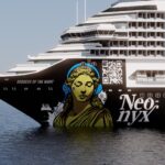 Ο Sake μεταφέρει την τέχνη του γκράφιτι στη θάλασσα