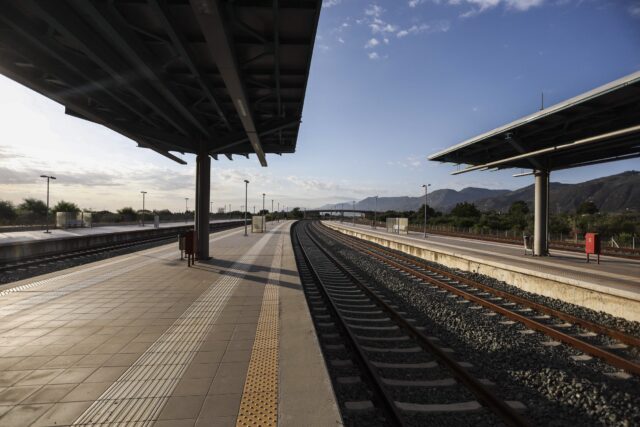Πάτρα: Αποκαταστάθηκε η κυκλοφορία των τρένων μεταξύ Ακράτας – Αιγίου
