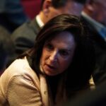 Η Άννα Διαμαντοπούλου ανακοίνωσε την υποψηφιότητά της για την ηγεσία του ΠΑΣΟΚ