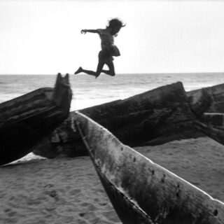 8 εκθέσεις εικαστικής και φωτογραφικής τέχνης στα νησιά, που πρέπει να δεις