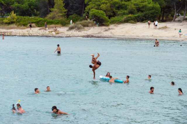 Χαλκιδική: Χειρότερη τουριστική σεζόν αναμένουν για φέτος οι μισοί επιχειρηματίες