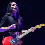 «Αποκτήστε ζωή» απαντούν οι Placebo στις αποδοκιμασίες για την συναυλία τους στην Ελβετία