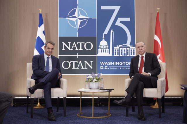 Σύνοδος Κορυφής ΝΑΤΟ: Τετ α τετ Μητσοτάκη – Ερντογάν, νέα συνάντηση τον Σεπτέμβριο
