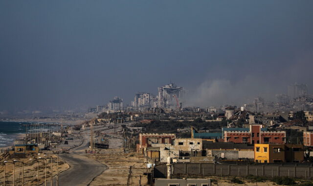 Συνεχίζονται οι βομβαρδισμοί στη Λωρίδα της Γάζας – Πολύνεκρα πλήγματα τα τελευταία 24ωρα