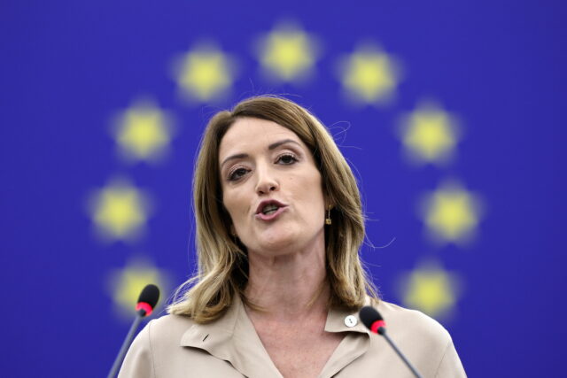 Επανεξελέγη πρόεδρος του Ευρωπαϊκού Κοινοβουλίου η Ρομπέρτα Μέτσολα