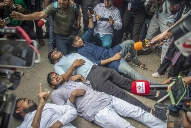 Ο ΟΗΕ ζητάει έρευνα για την αιματηρή καταστολή στο Μπανγκλαντές