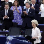 ΕΕ: Επανεξελέγη πρόεδρος της Κομισιόν η Ούρσουλα φον ντερ Λάιεν