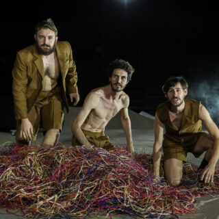 Μαρτυρίες από τις Βάκχες: Οι τρεις Αγγελιαφόροι εξομολογούνται