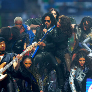 5 τραγούδια του Lenny Kravitz με δυνατά κιθαριστικά riffs που έχουν τη δική τους ιστορία