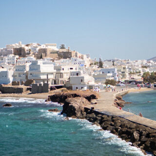 Φωτιές, καύσωνες, ξηρασία, υπερτουρισμός: Υπό εξαφάνιση το νερό στα νησιά