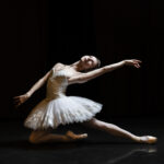 Christmas Theater: Δύο παγκοσμίου φήμης χορευτές στη «Λίμνη των Kύκνων»