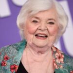 Η Τζουν Σκουίμπ γίνεται πρωταγωνίστρια για πρώτη φορά στα 93 της χρόνια