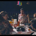 Χρυσοπράσινο γκλίτερ φασίστες στα μούτρα σας (το μουσικό διαμαντάκι του καλοκαιριού που ακούγεται στο Καλοκαίρι της Κάρμεν)