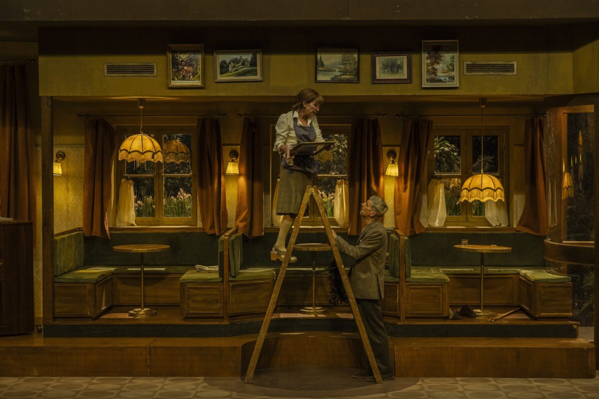 Ενναλακτική Σκηνή 