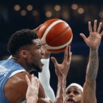 «Παρίσι 2024»: Νίκη για την εθνική Ελλάδας μπάσκετ – Αγωνία για την πρόκριση