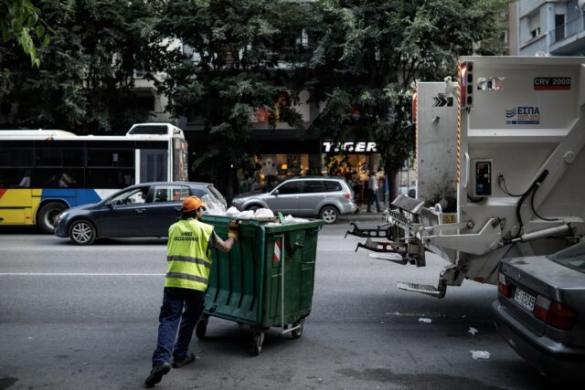 Θεσσαλονίκη: Κινητοποιήσεις προαναγγέλλουν οι εργαζόμενοι εάν δεν ματαιώσει η διοίκηση Αγγελούδη την ιδιωτικοποίηση στην καθαριότητα